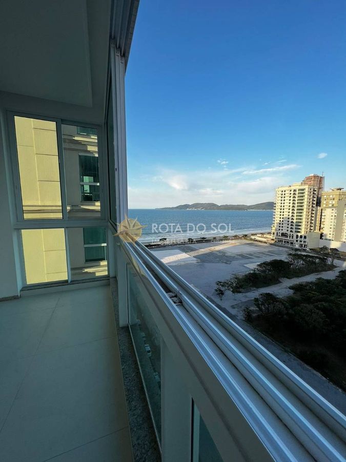 Helsinki apartamento quadra mar 4 suítes na Meia Praia — foto 7