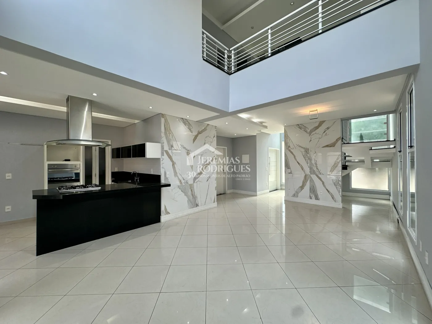 Sobrado com 3 dormitórios, 302 m2 - Condomínio Campos do Conde II - Tremembé/SP.