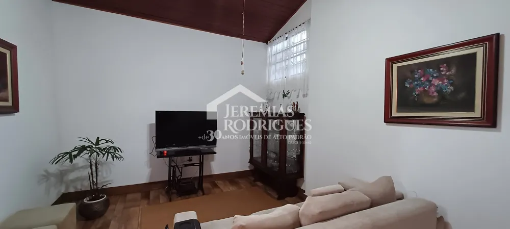 Casa com 3 dormitórios, 233 m² - Santana - Pindamonhangaba/SP