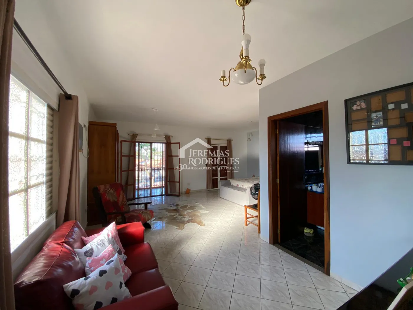 Casa com 5 dormitórios, 349 m² - Parque Santo Antônio - Taubaté/SP