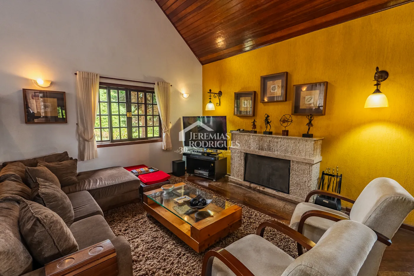 Casa com 4 dormitórios, 450 m² - Atalaia - Campos do Jordão/SP