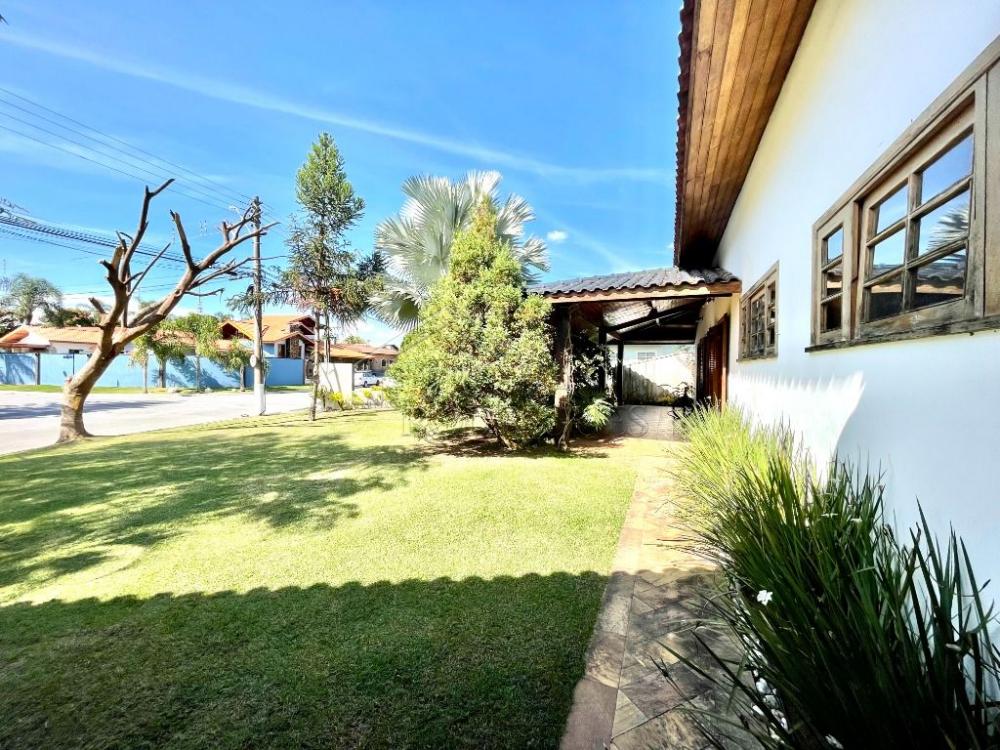 Casa à venda por R$ 2.000.000,00 - Tremembé/SP