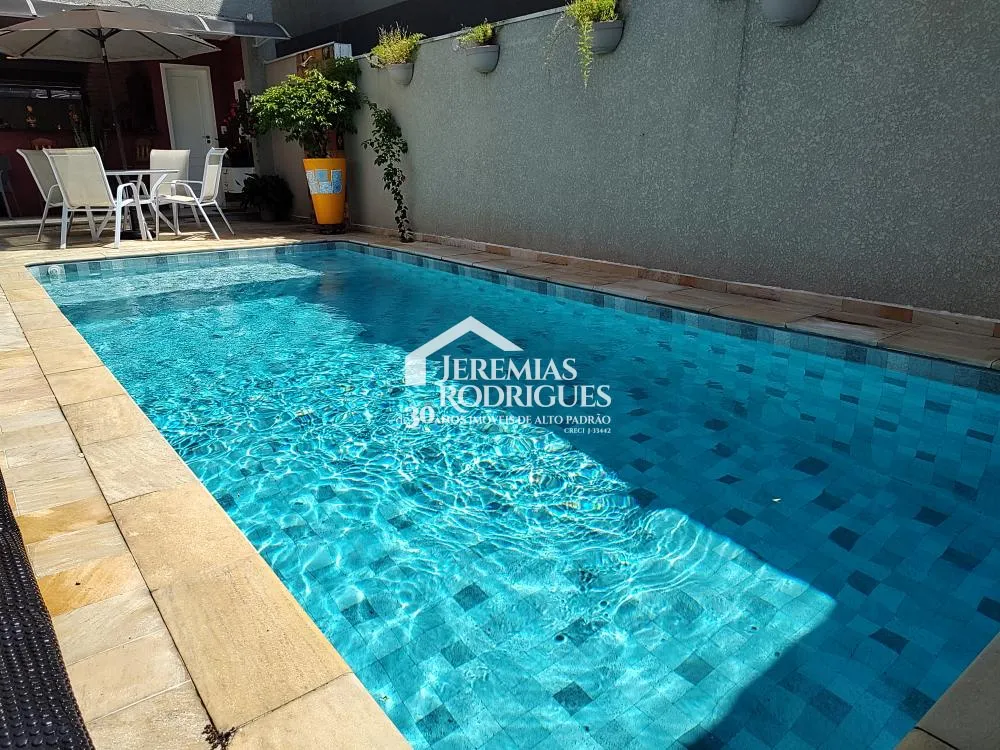 Casa com 3 quartos, 252 m²- Condomínio Campos do Conde Chamboard - Tremembé/SP