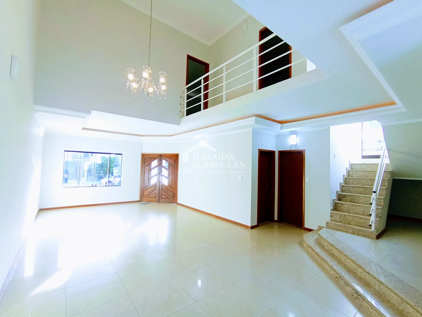 Casa para venda e locação com 4 dormitórios no Condomínio Campos do Conde I em Tremembé/SP