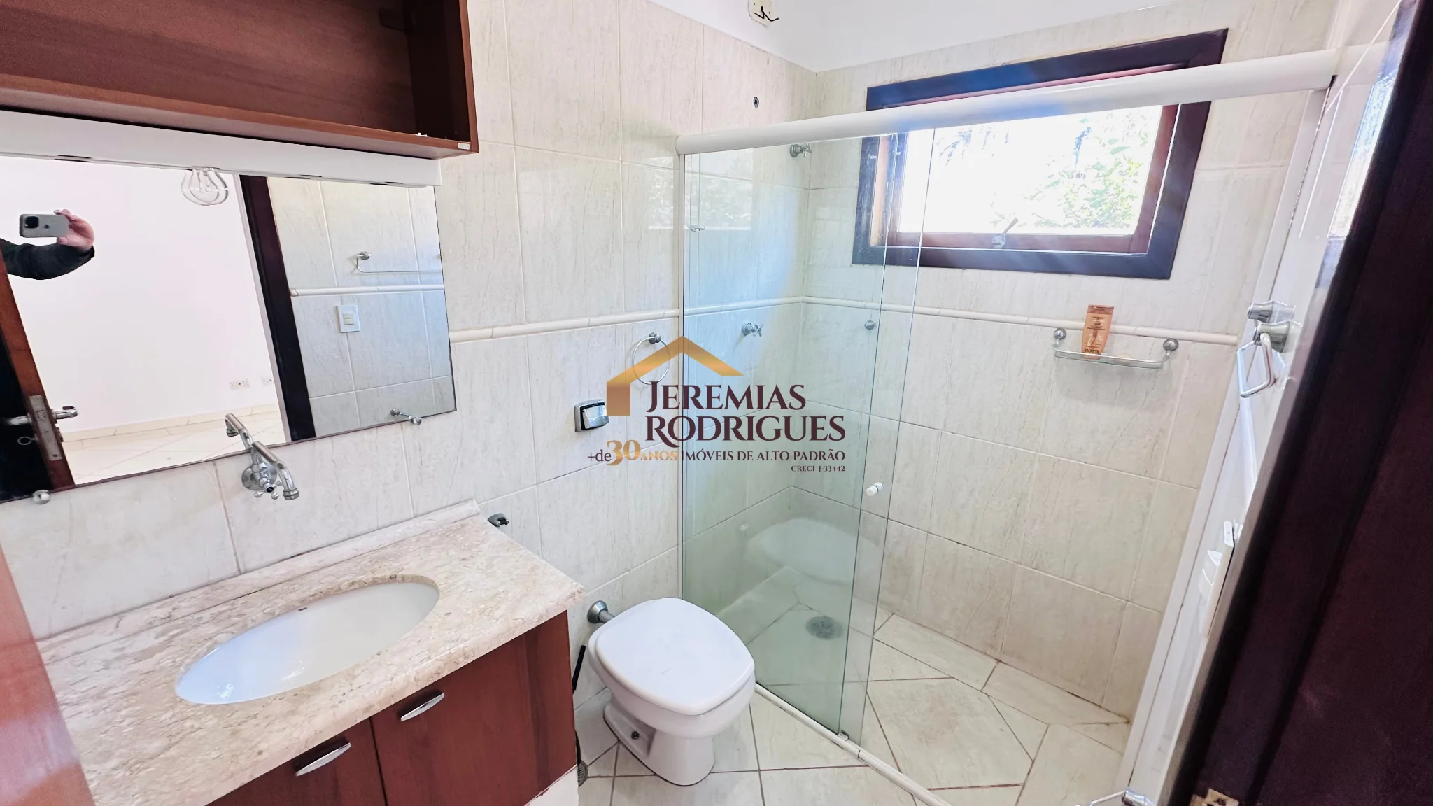 Casa para locação no Condomínio Real Ville em Pindamonhangaba/SP.