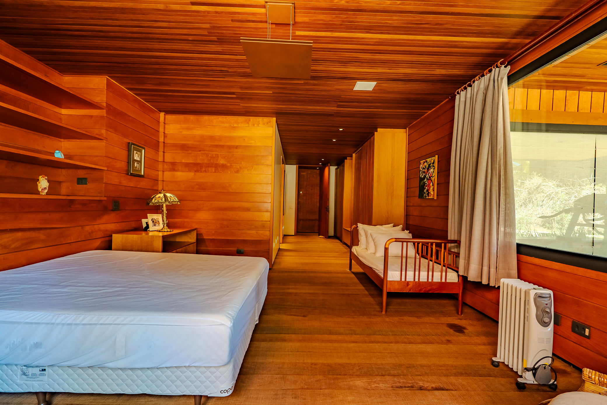 Mansão à venda com 7 suítes no Condomínio Vila Simonsen em Campos do Jordão/SP.