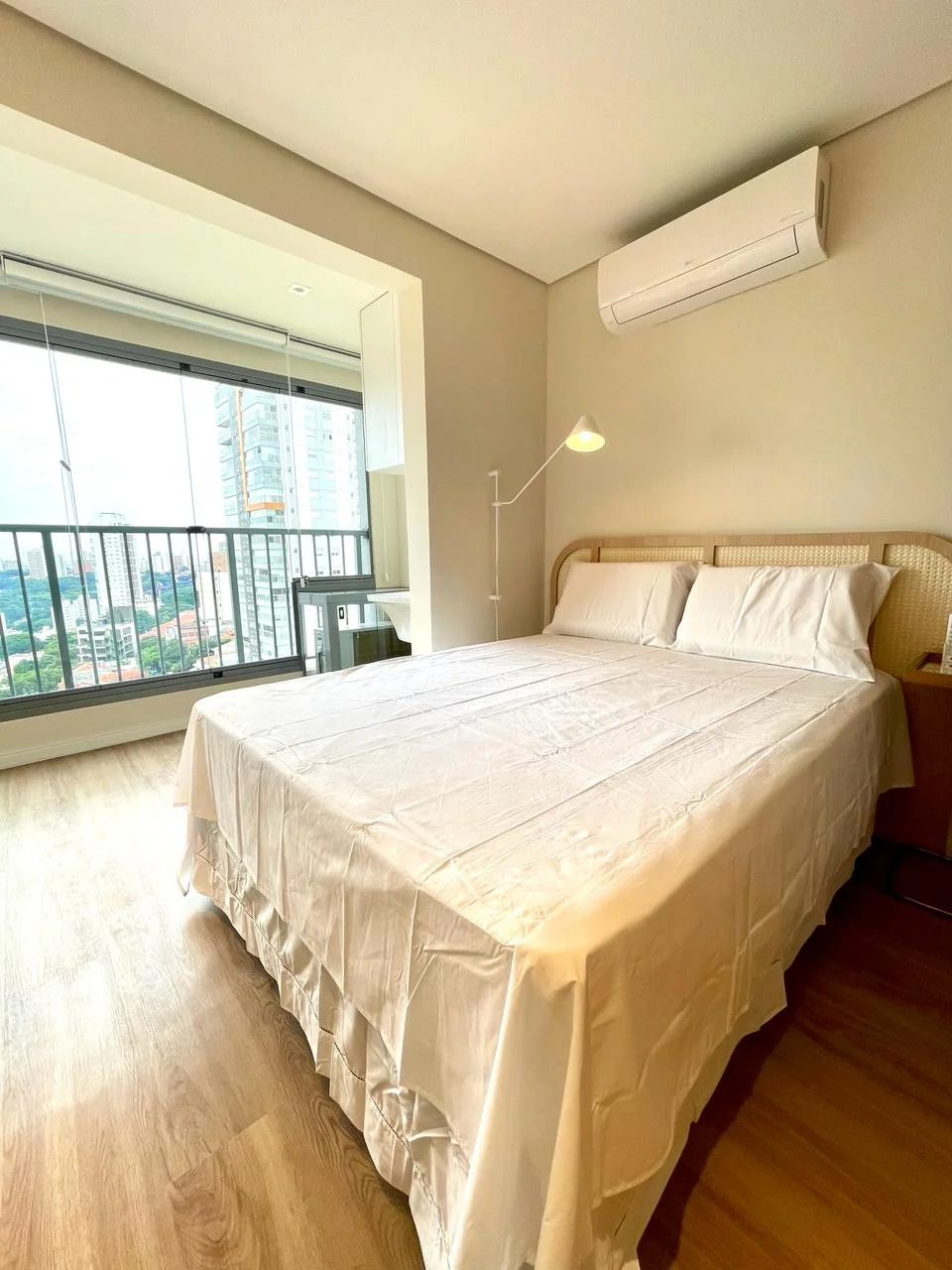 Vila Mariana | Studio mobiliado a 500 m do Metrô Ana Rosa | Cyrela