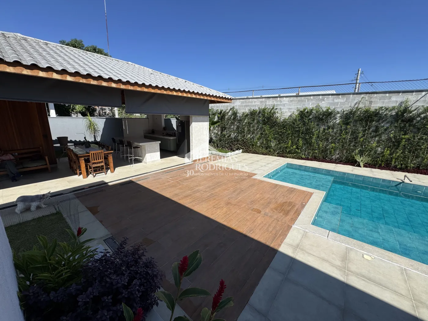 Casa à venda com 4 quartos no Condomínio Village Paineiras em Pindamonhangaba/SP