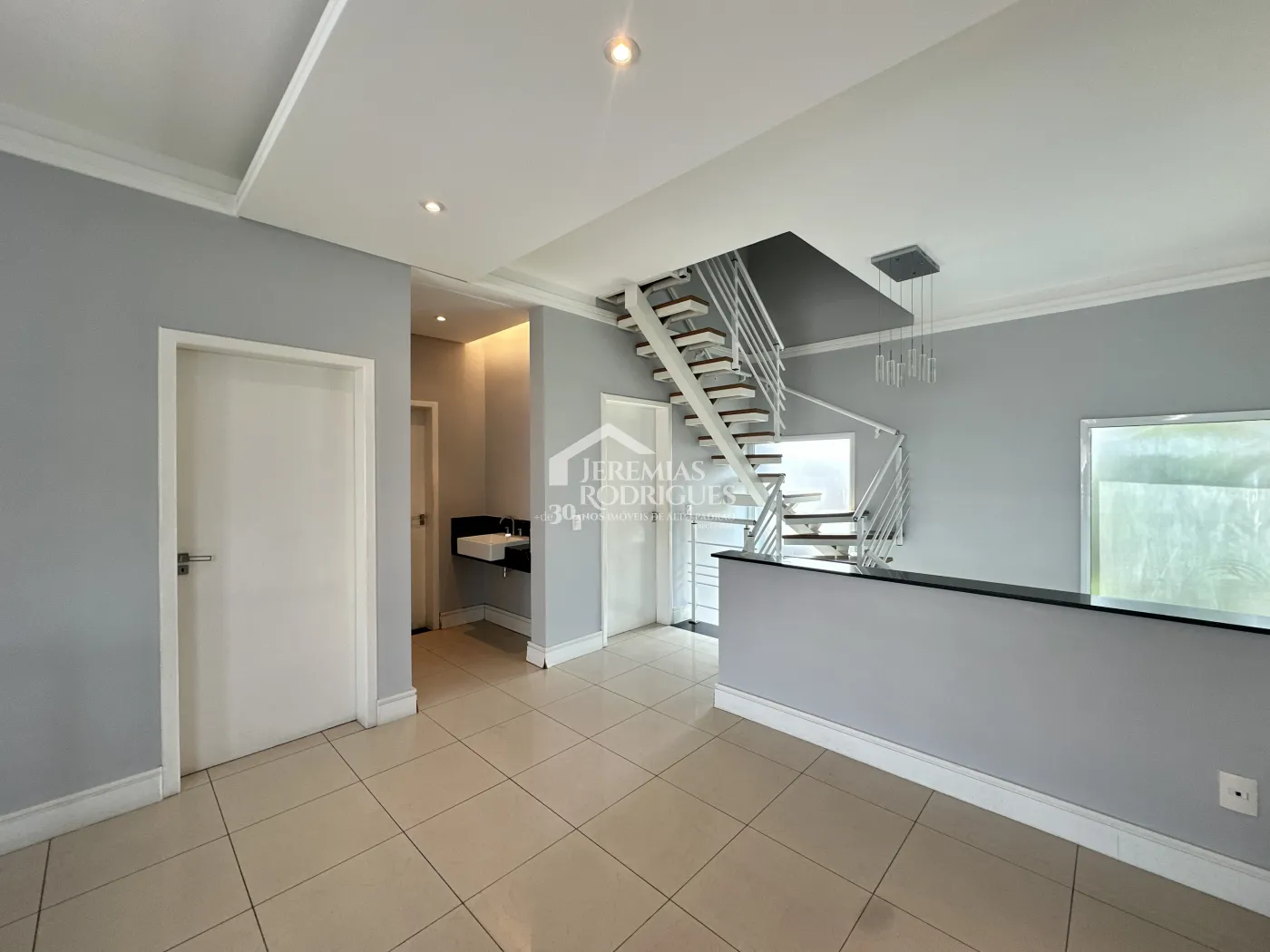 Sobrado com 3 dormitórios, 302 m2 - Condomínio Campos do Conde II - Tremembé/SP.