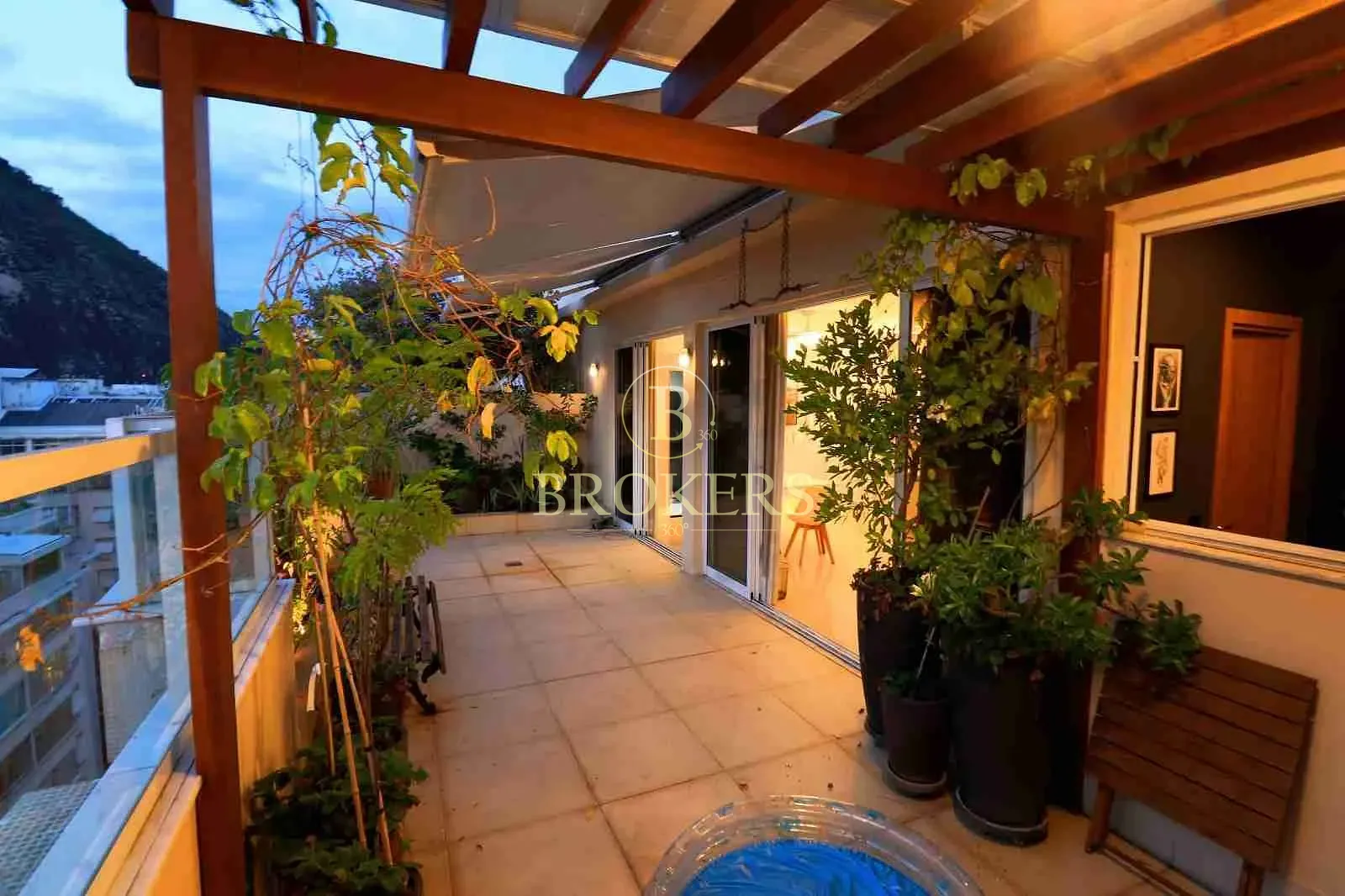Cobertura modernizada à venda na Rua Barata Ribeiro - Copacabana. 4 quartos, terraço gourmet, vista — foto 37