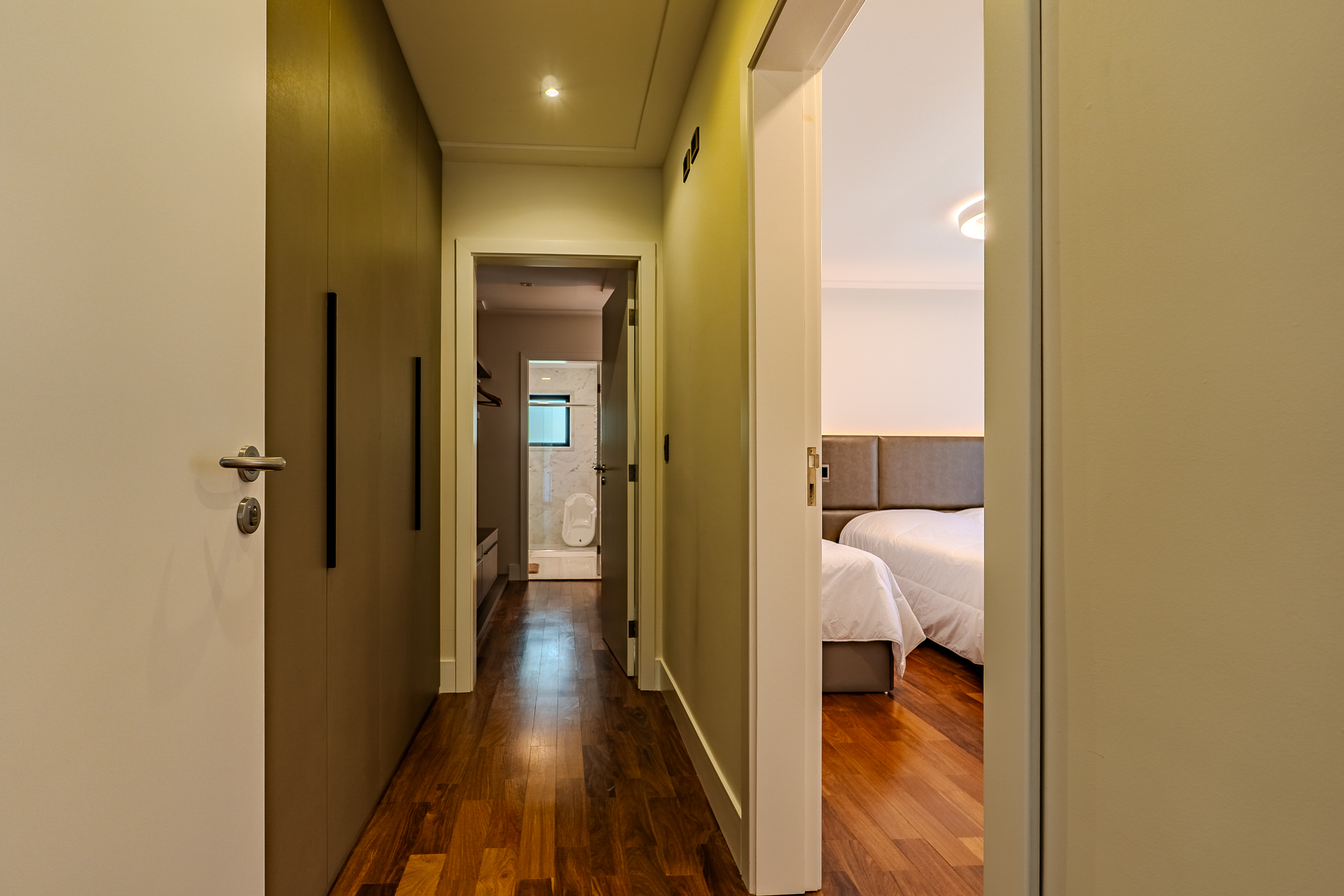 Mansão à venda com 5 suítes no Condomínio Reserva Figueiredo em Campos do Jordão/SP. 