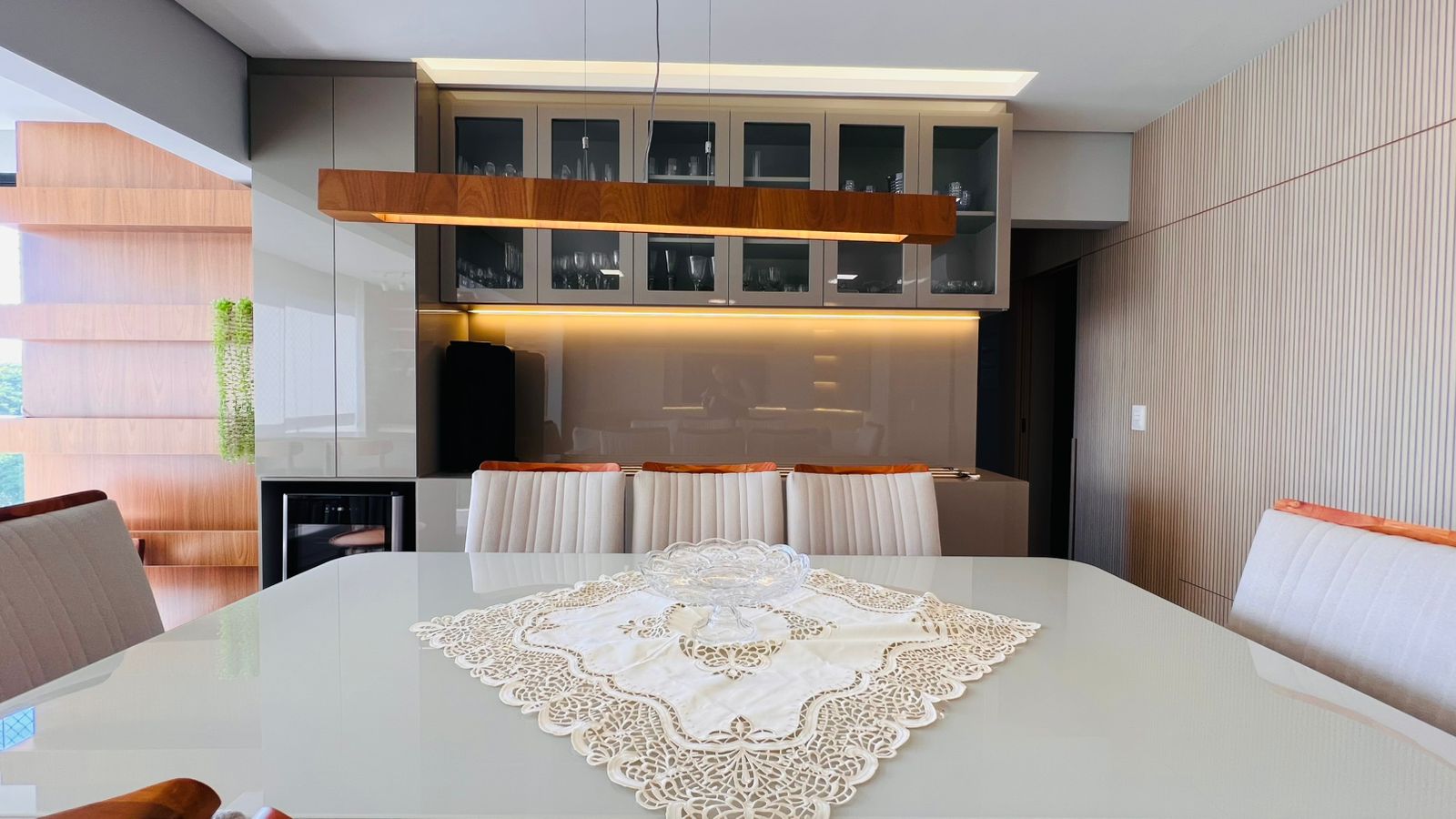 Apartamento à venda com 3 dormitórios, 109 m² no Condomínio Lucca em Taubaté/SP.