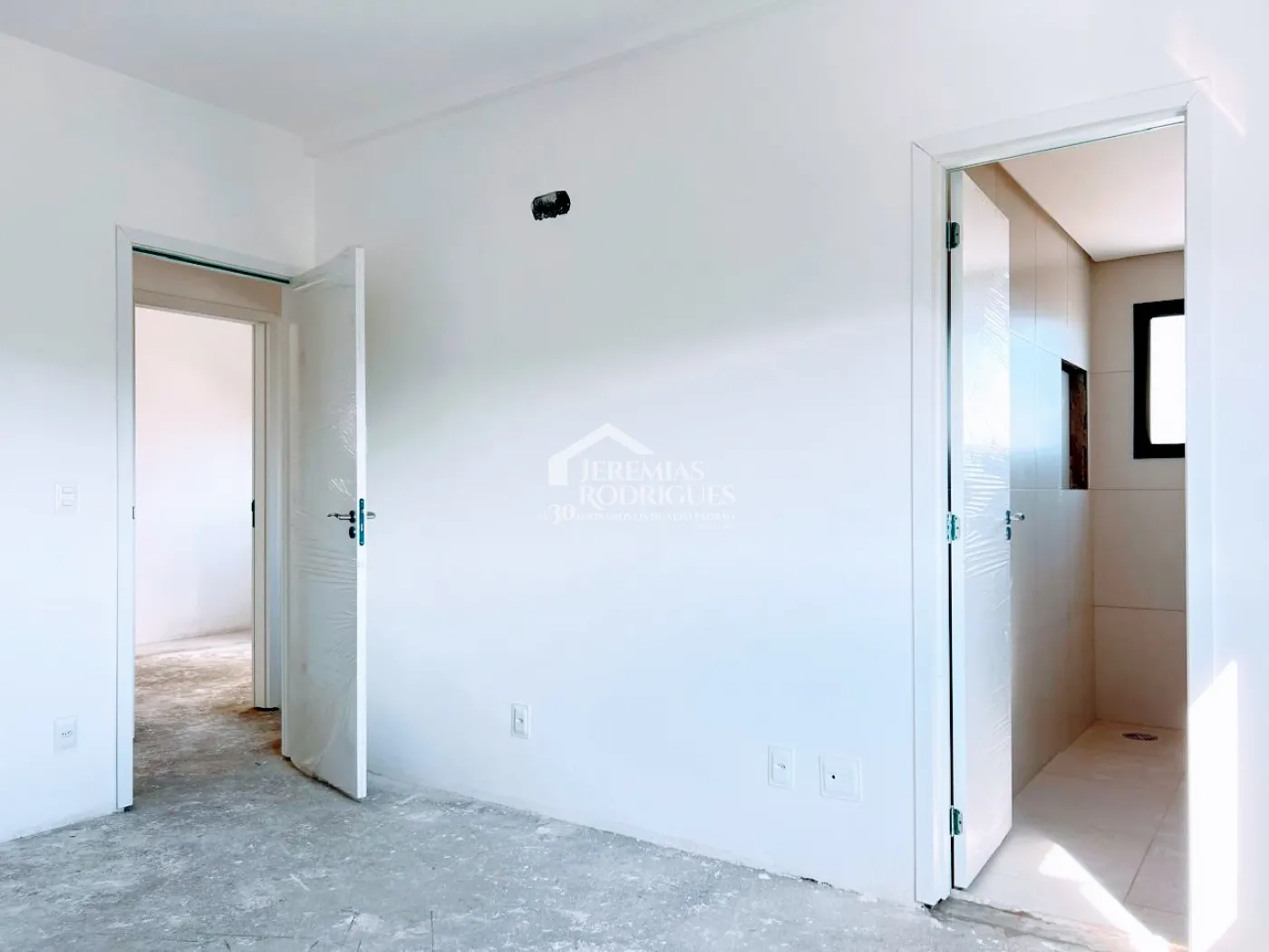 Apartamento à venda com 3 dormitórios, 109 m² - Condomínio Lucca- Taubaté/SP.