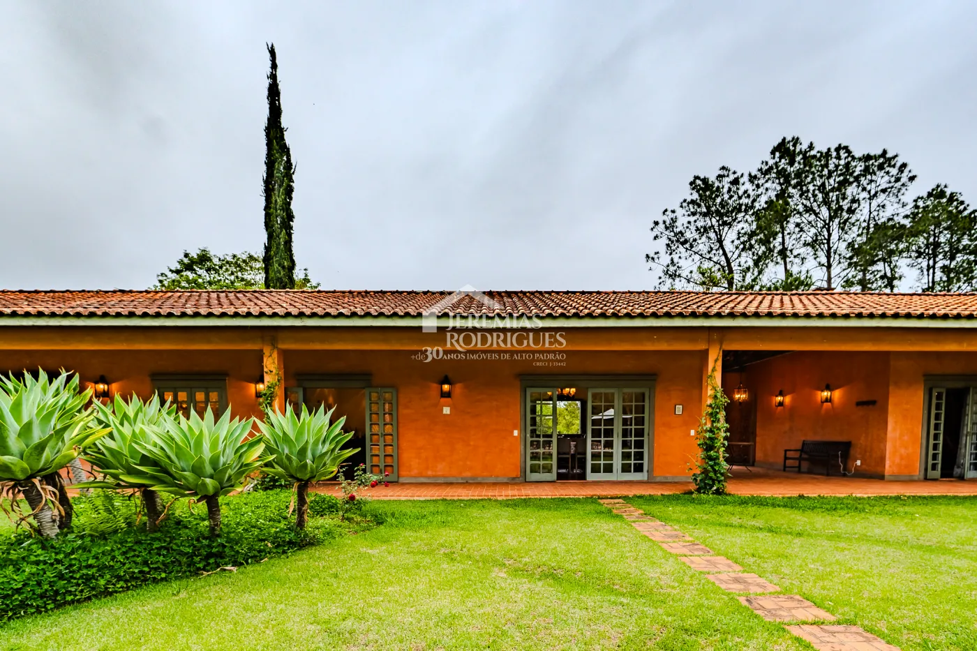 Casa à venda por R$ 6.200.000,00 - Cunha/SP