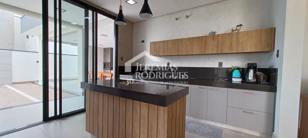 Casa com 3 suítes para venda e locação, com 245 m² no Condomínio Village Splendore em Pindamonhangaba/SP