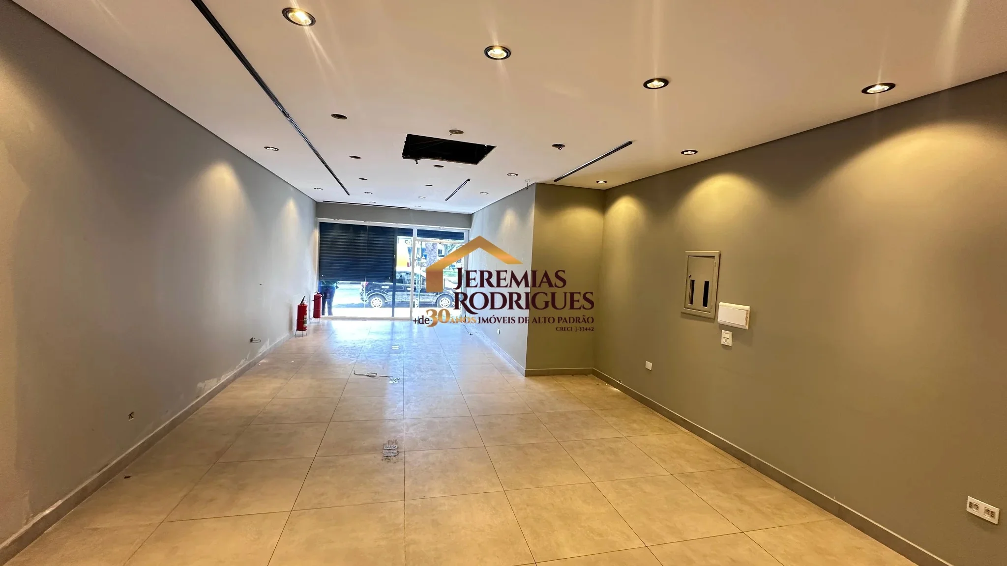 Ponto comercial para locação no Centro em Pindamonhangaba/SP. — foto 16