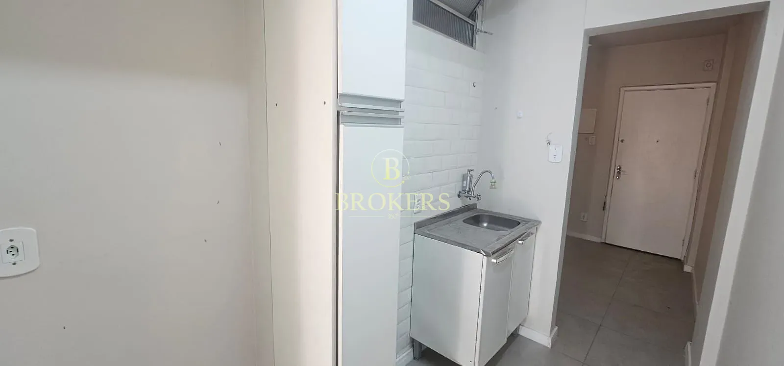 Sala a venda, Rua Visconde de Pirajá - Ipanema. Sala com 32m² Melhor trecho da rua. — foto 9
