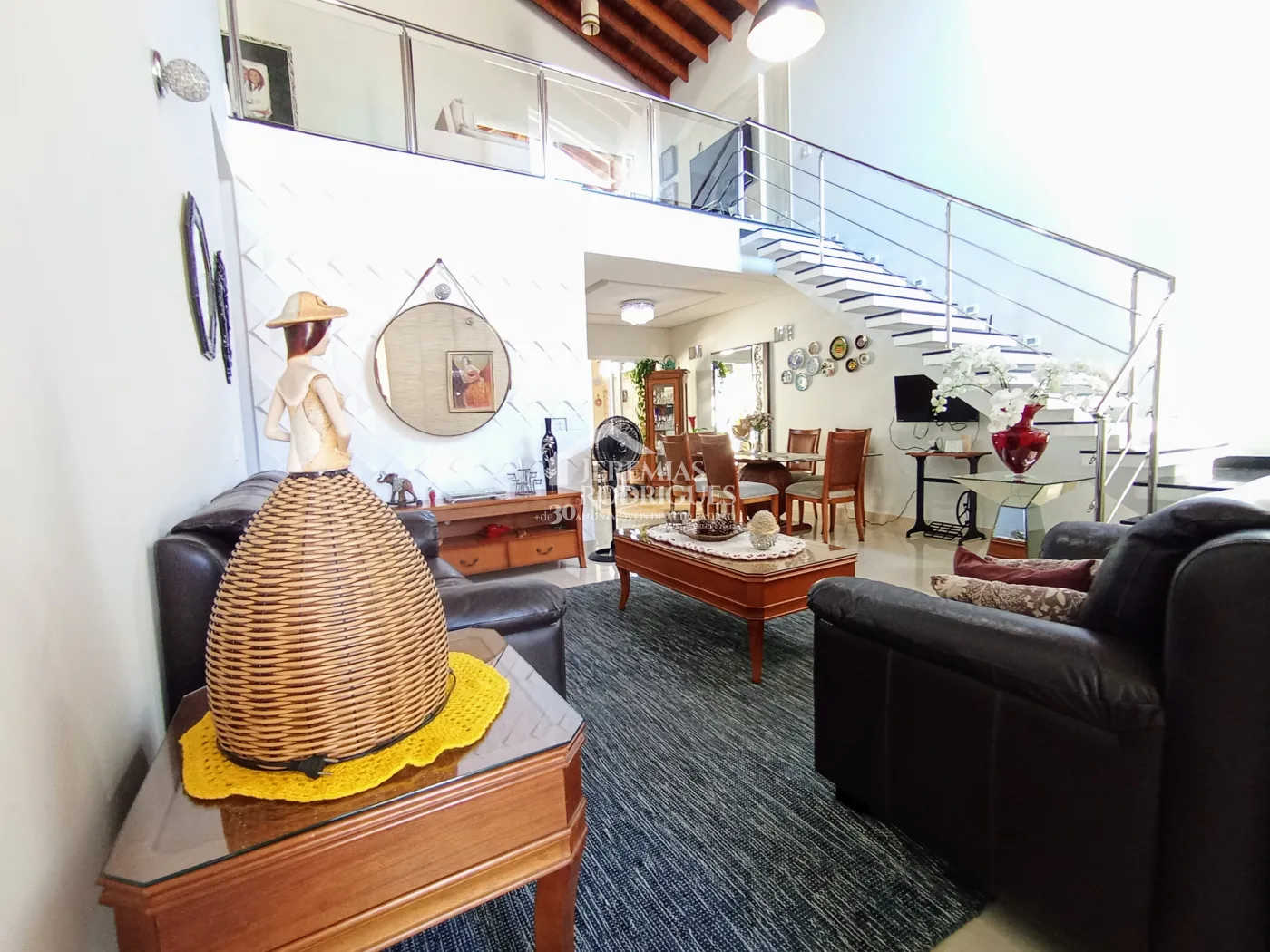 Casa para venda com 3 dormitórios no Condomínio Campos Do Conde II Versailles em Tremembé/SP