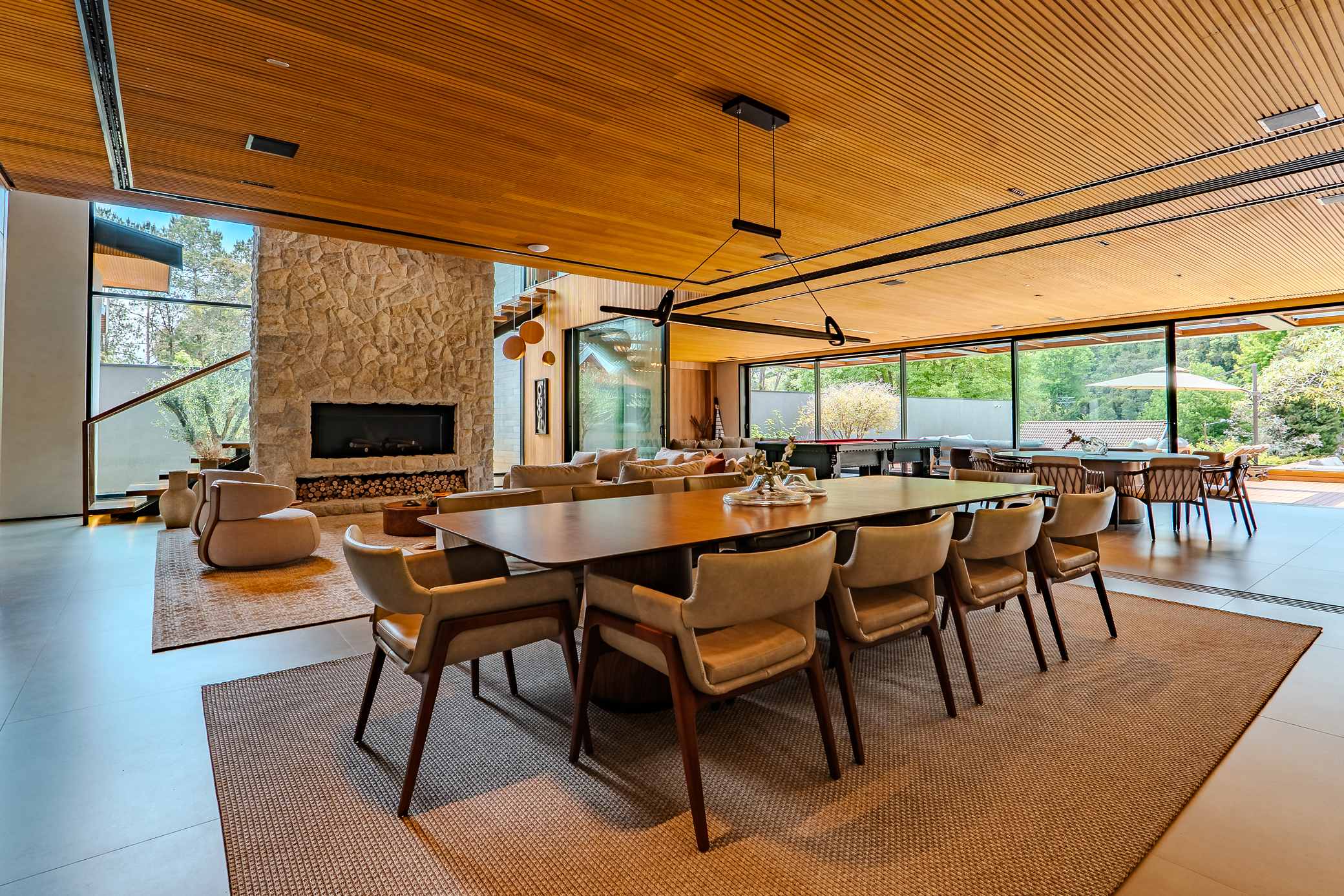 Mansão à venda no Alto do Capivari em Campos do Jordão/SP.