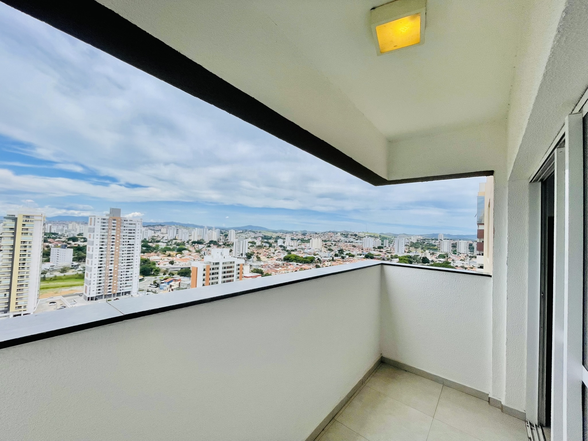 Apartamento à venda com 3 dormitórios, 93 m² no Condomínio Vie Nouvelle em Taubaté/SP.