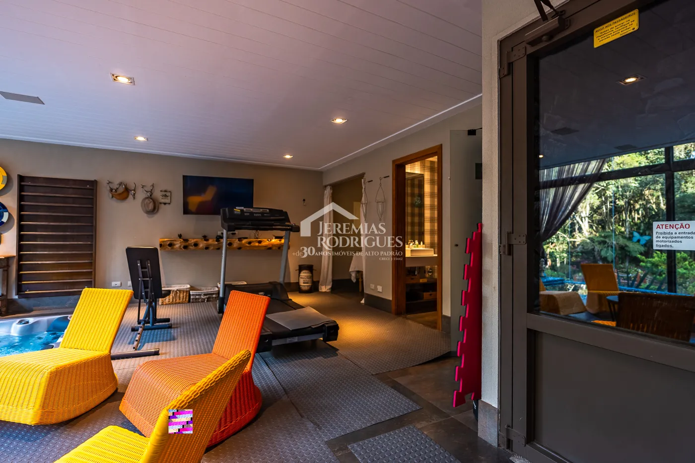 Casa com 7 suítes, 770 m² - Pedra do Fogo - Campos do Jordão/SP.