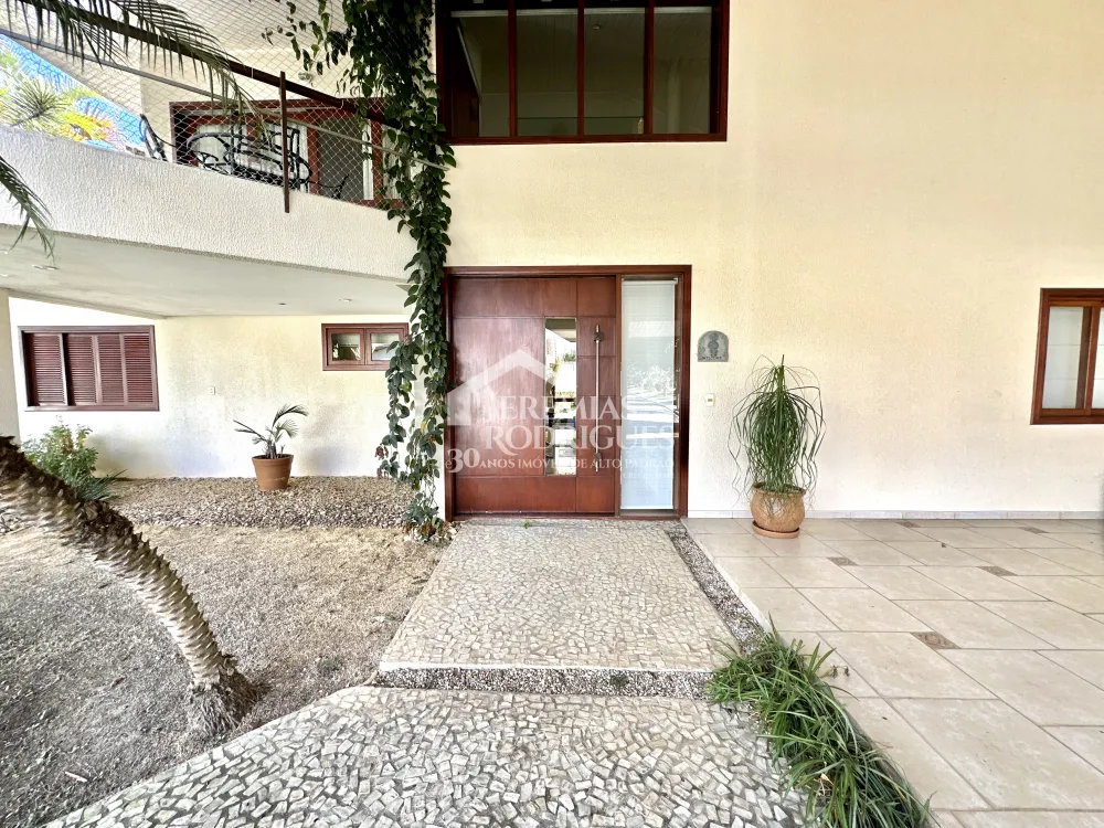 Casa com 4 quartos, 617 m² - Condomínio Taubaté Village - Taubaté/SP