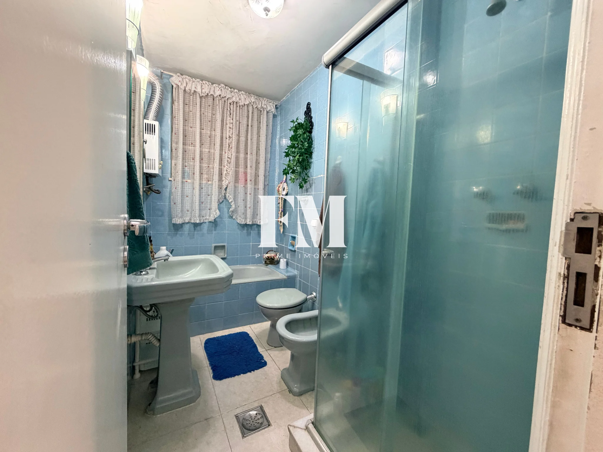 Apartamento à venda de 3 quartos com charme e praticidade a passos do metrô e da praia em Copacaban - foto 13