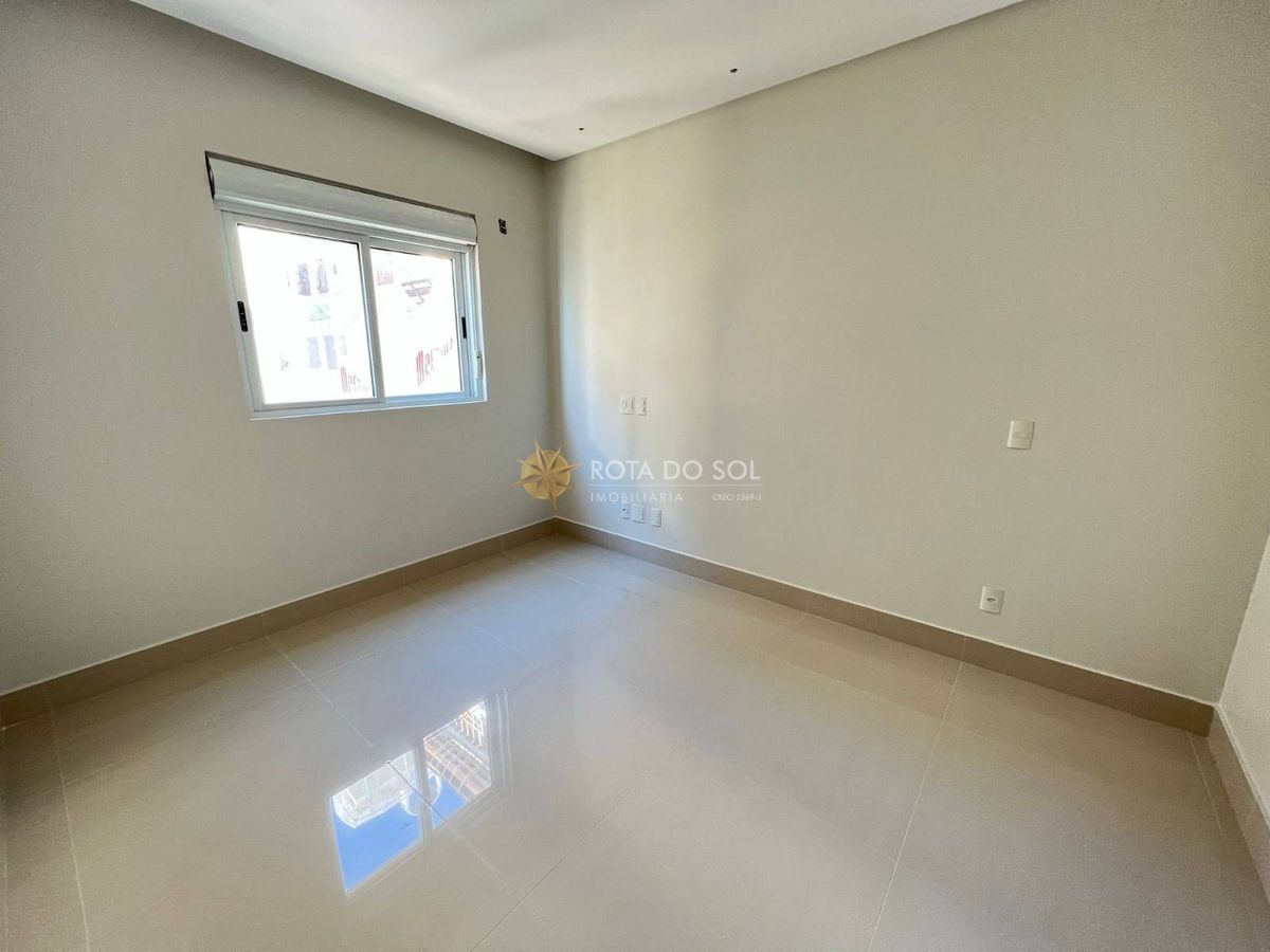 Palazzo del Mare Apartamento Frente Mar 4 Suítes na Meia Praia — foto 19