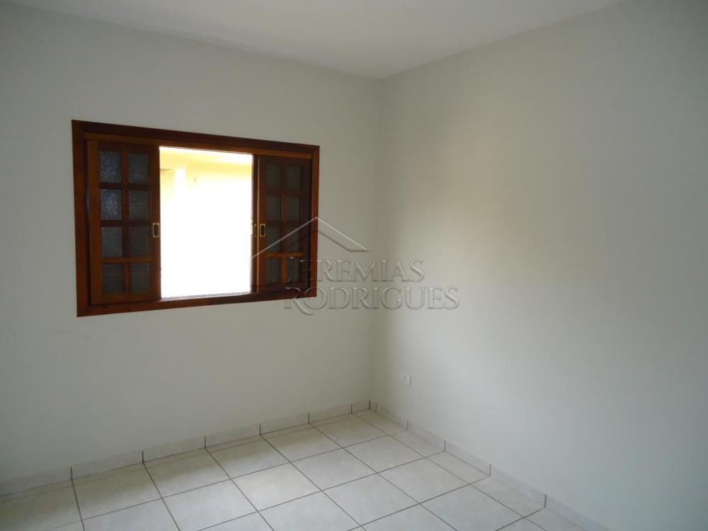 Casa à venda no Condomínio Taubaté Village