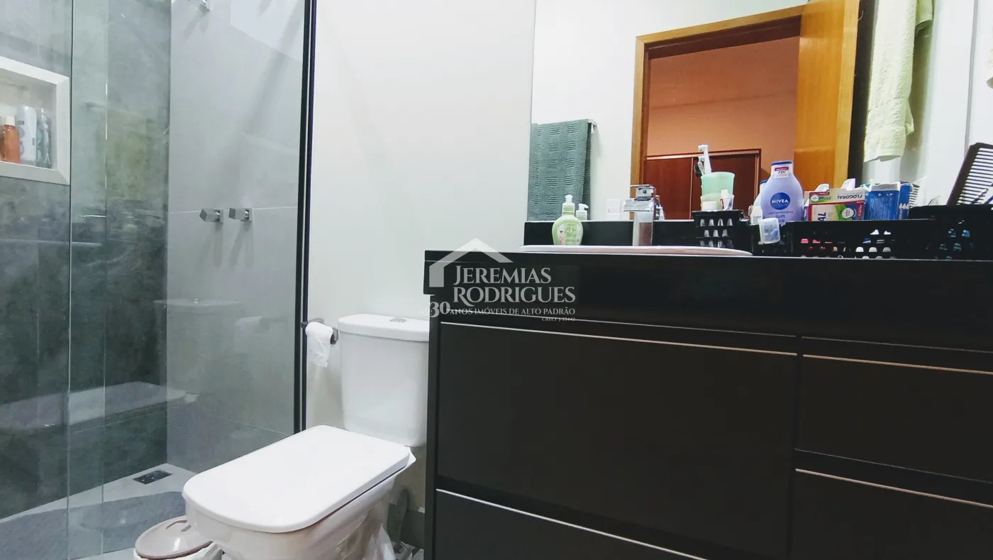 Casa à venda com 3 suítes no Condomínio Terrazzo Di Itália em Taubaté/SP.