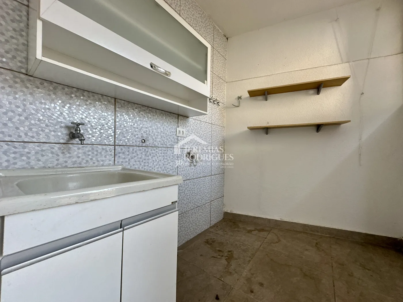 Casa para locação no Condomínio São Charbel em Taubaté/SP. — foto 48