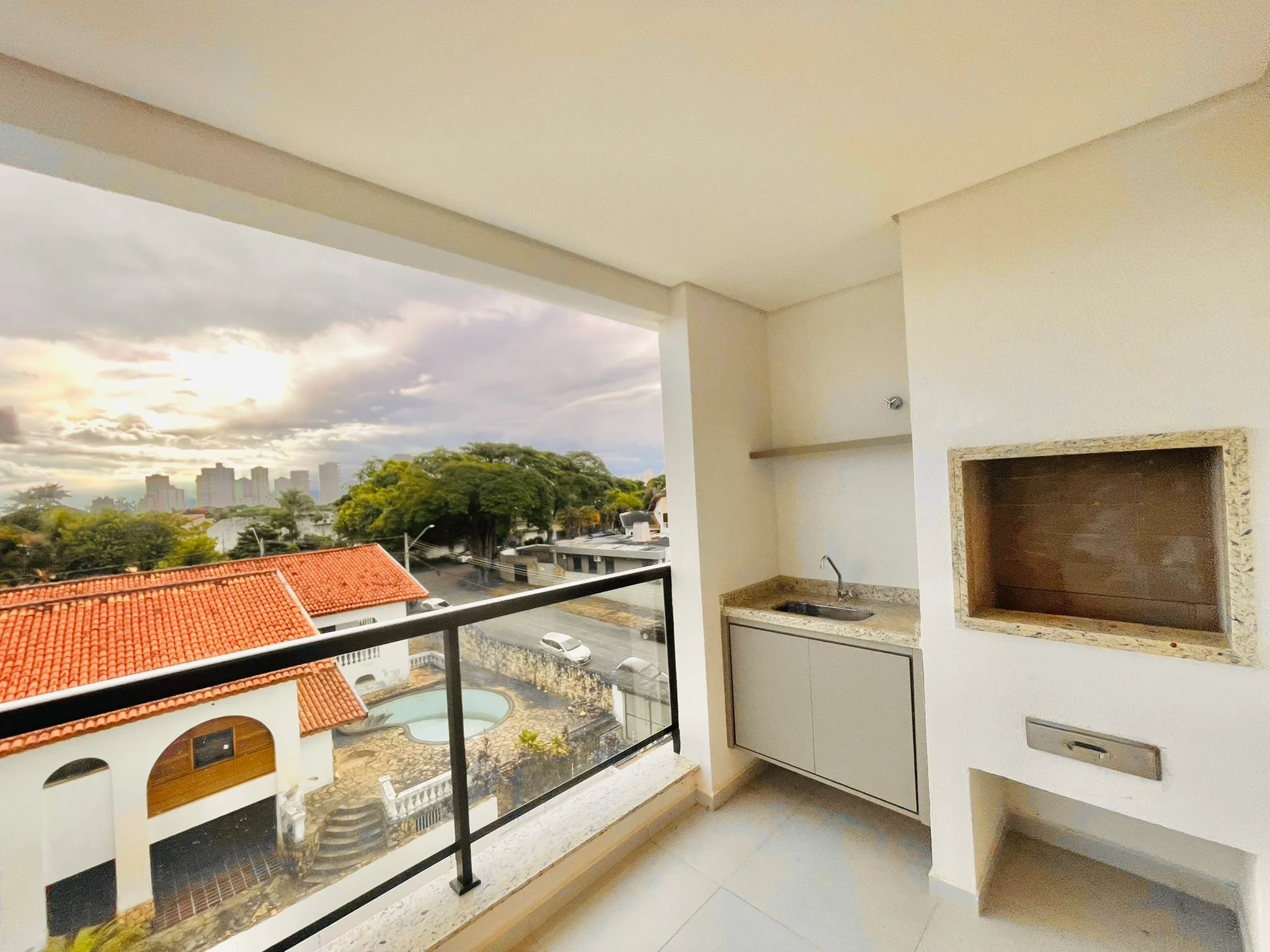 Apartamento para venda e locação com 3 dormitórios no Condomínio Lucca em Taubaté/SP. 
