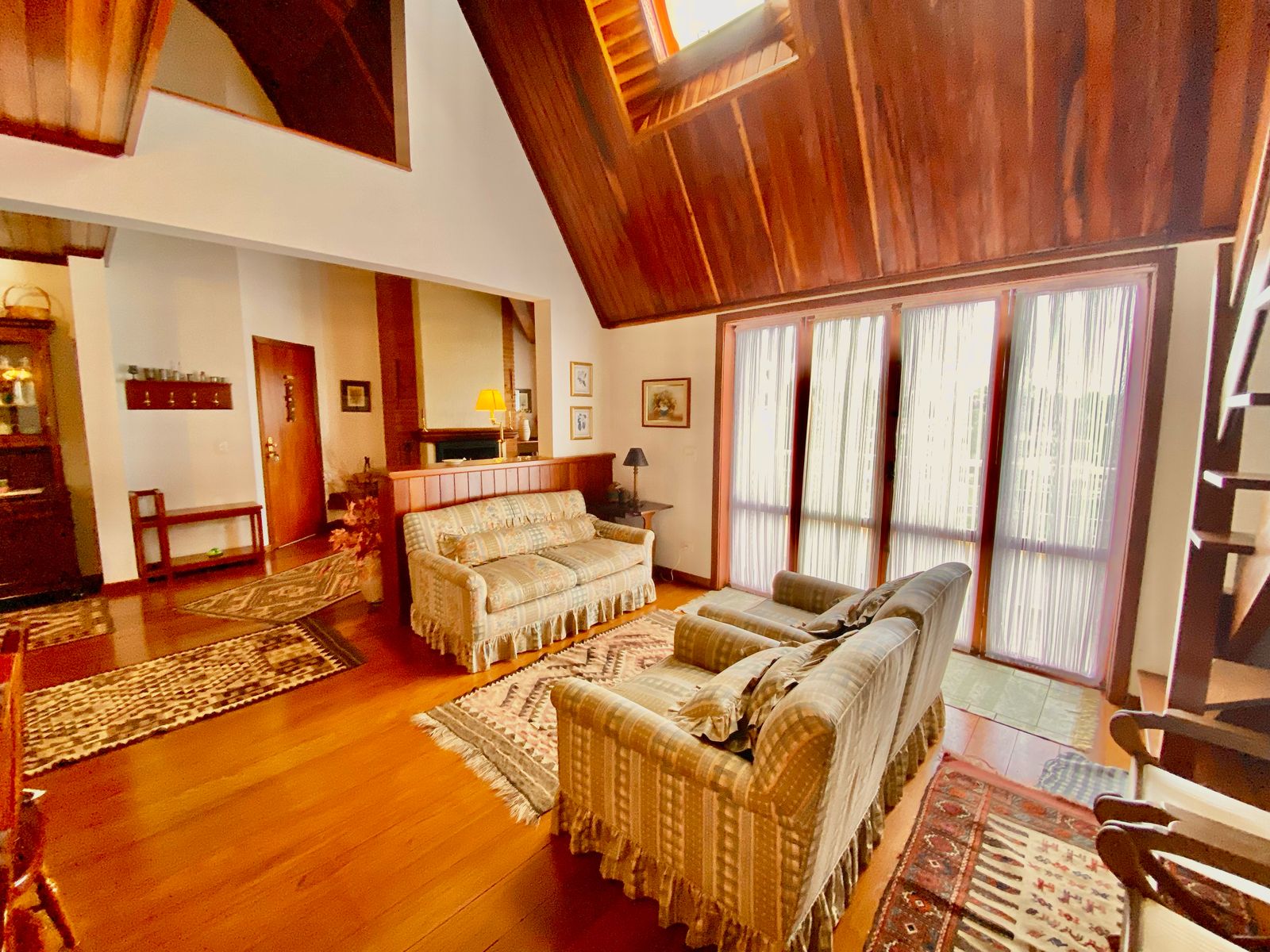 Apartamento à venda no Condomínio Le Bourg Saint Maurice em Campos do Jordão/SP.