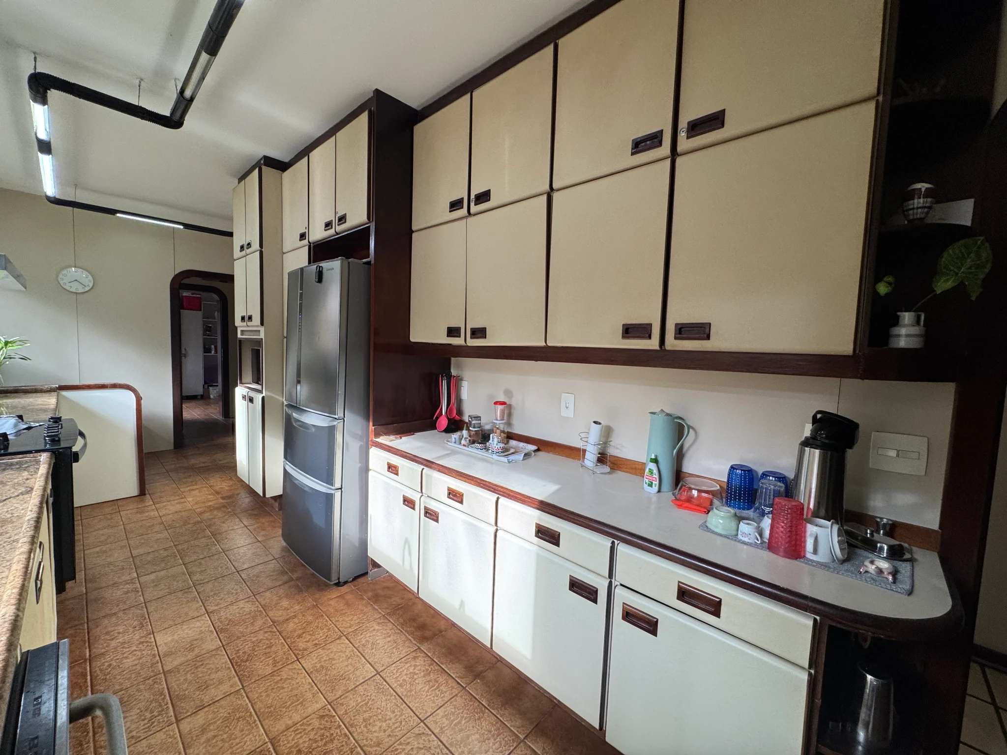 Casa á venda com 5 suítes, pé na areia no Condomínio Domingas Dias em Ubatuba/SP.