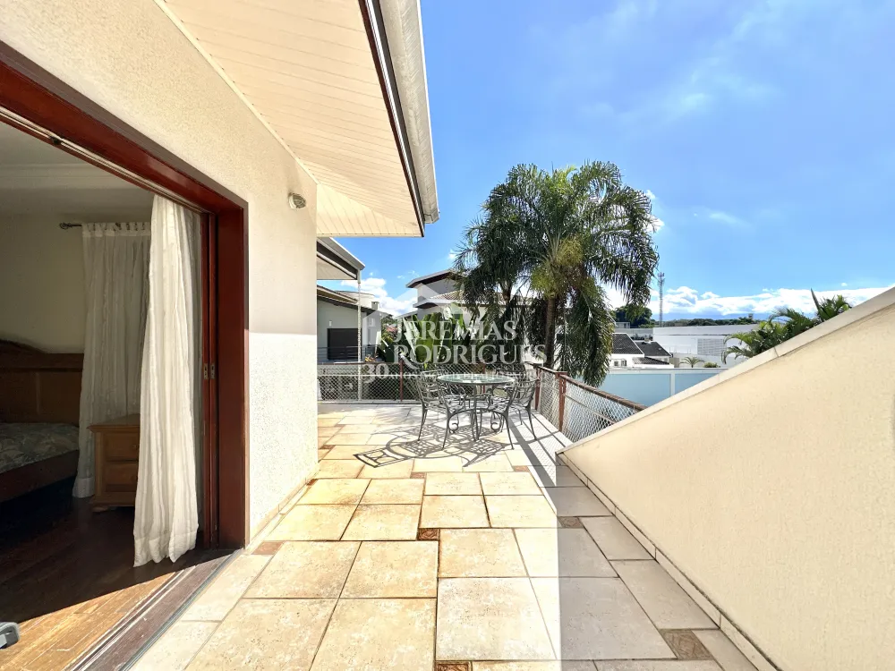 Casa com 4 quartos, 617 m² - Condomínio Taubaté Village - Taubaté/SP