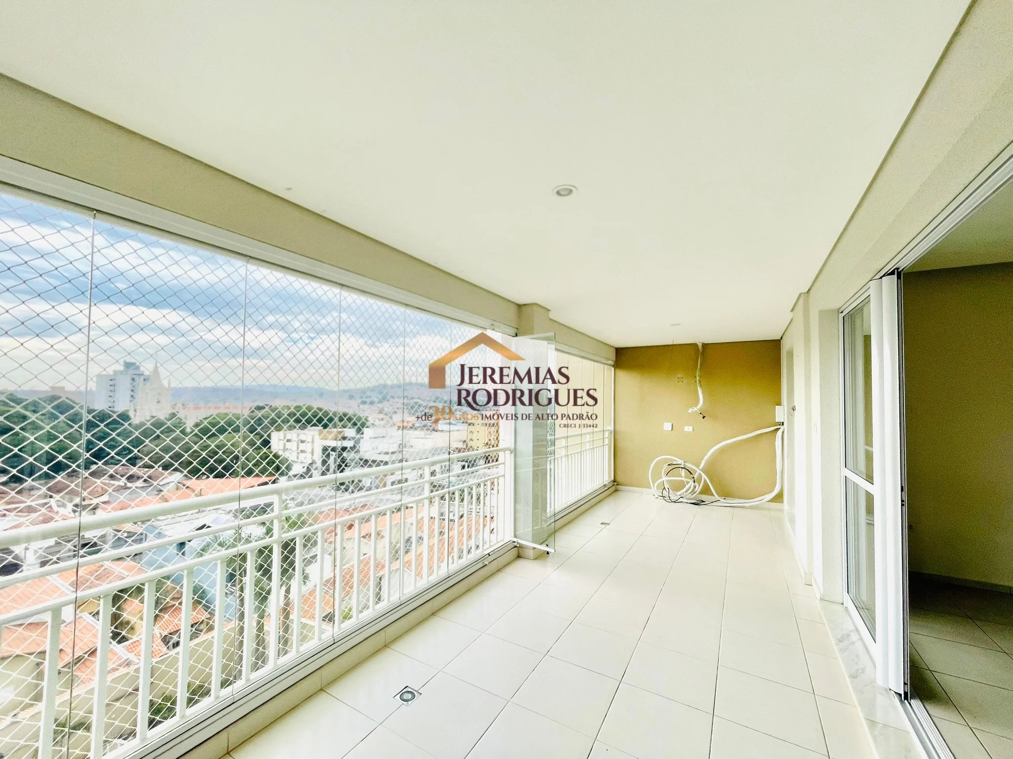Apartamento à venda no Edifício Ekobé em Taubaté/SP. — foto 1