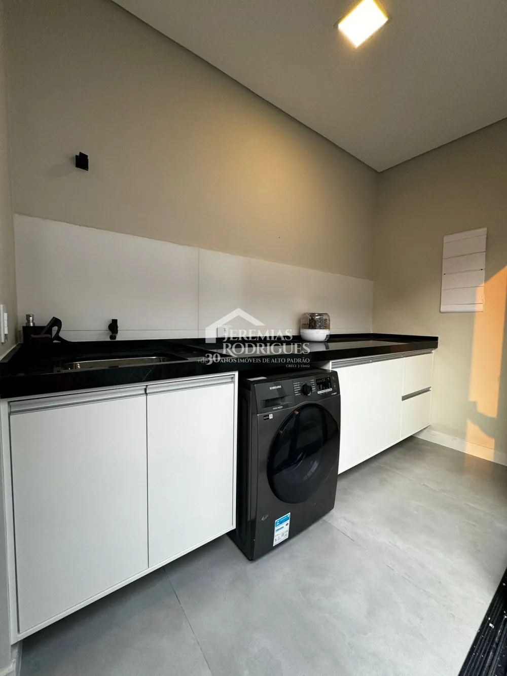 Casa com 4 suítes, 261 m² - Condomínio Altos do Cataguá - Taubaté/SP.