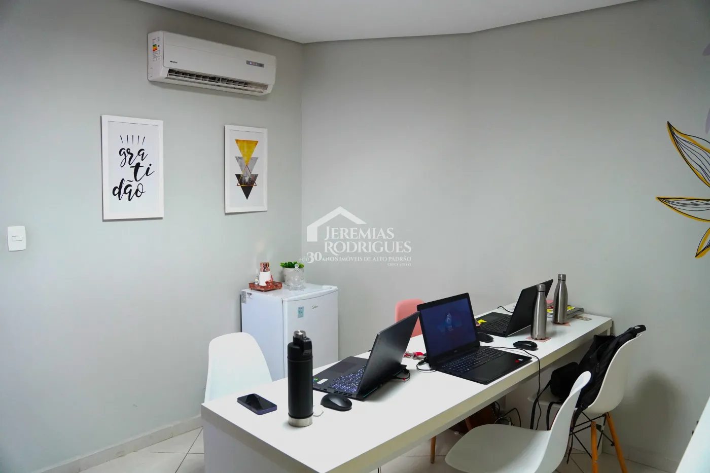 Prédio comercial com 568 m² -  Centro - Taubaté/SP