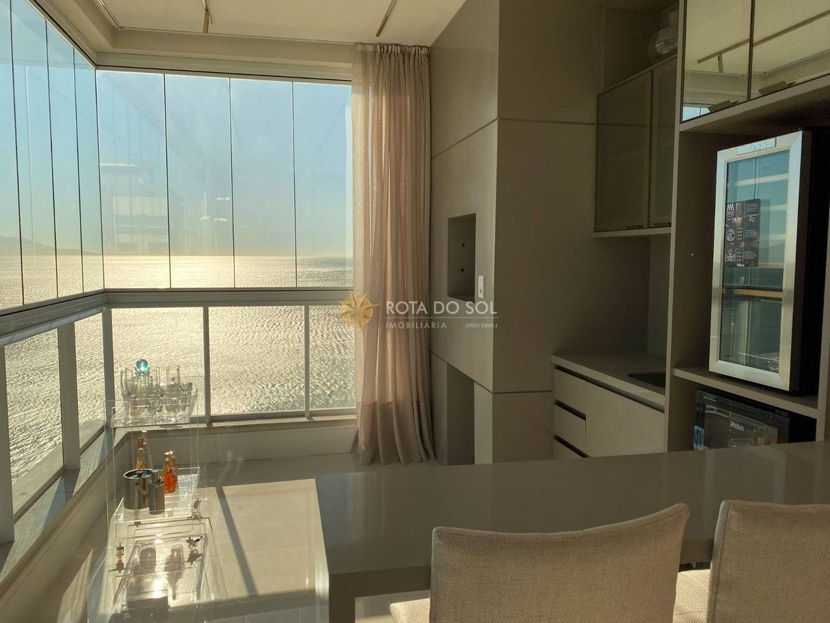 Cambirela Apartamento Decorado com 4 Suítes em Meia Praia Itapema — foto 10