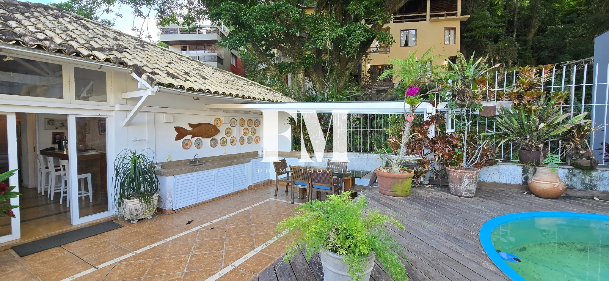 Casa Espetacular a venda na Lagoa | Rua Sacopã | Original 4 Quartos (3 Suítes) | com Piscina e Vista Panorâmica.              e Piscina - foto 5