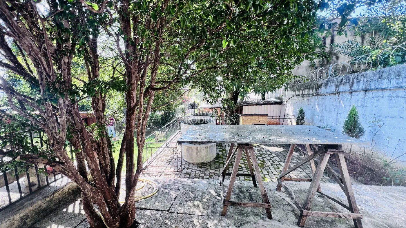 Chácara com 3 dormitórios, 500 m² - Cidade de Deus - Taubaté/SP