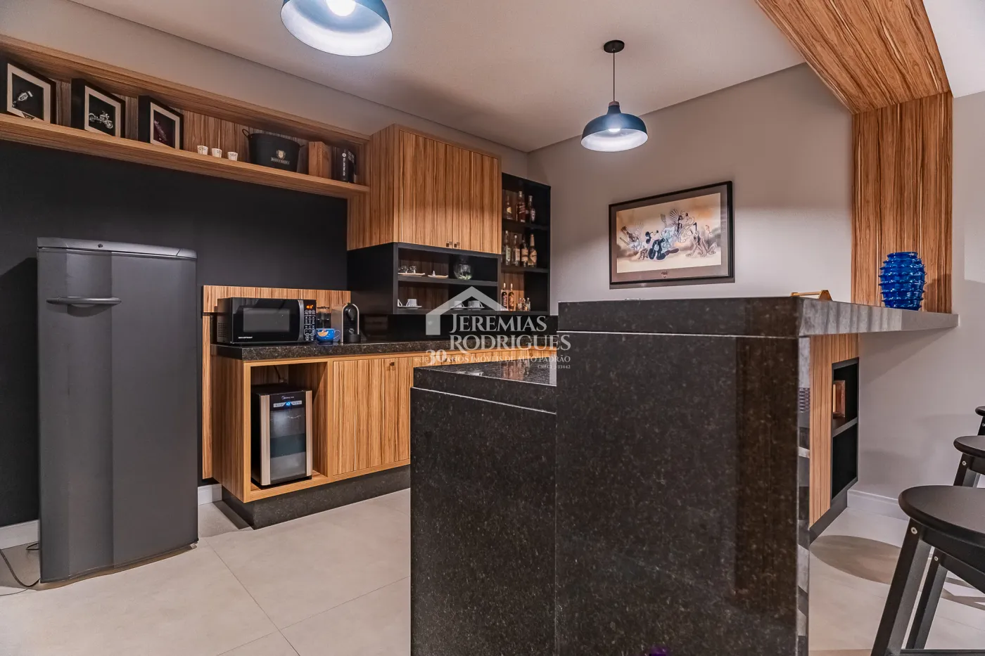 Casa com 4 dormitórios à venda, 330 m² - Parque da Mantiqueira - Santo Antônio do Pinhal/SP