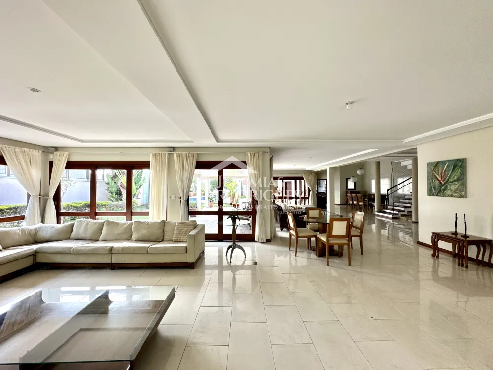 Casa com 4 quartos, 617 m² - Condomínio Taubaté Village - Taubaté/SP