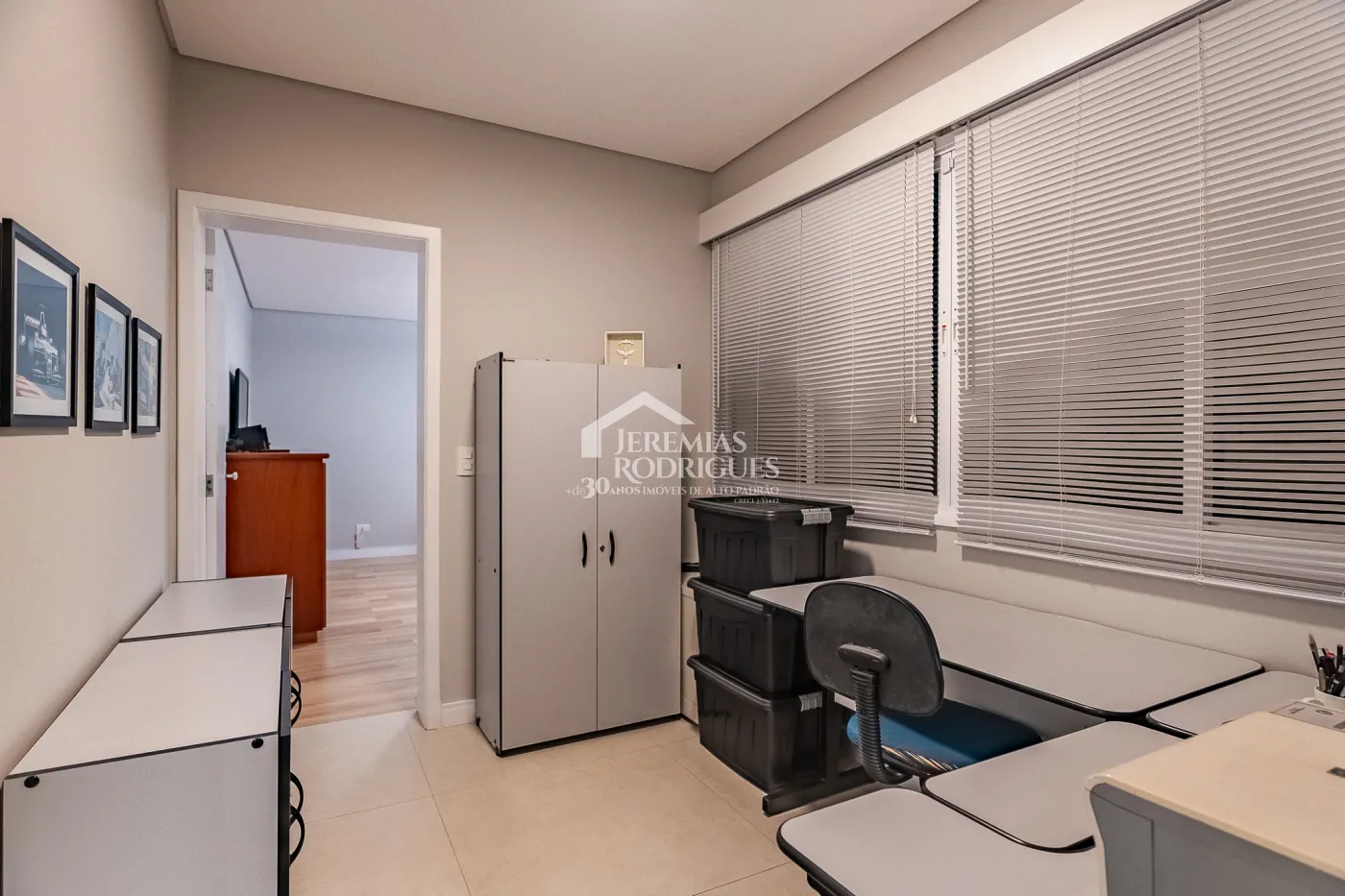 Casa com 4 dormitórios à venda, 330 m² - Parque da Mantiqueira - Santo Antônio do Pinhal/SP