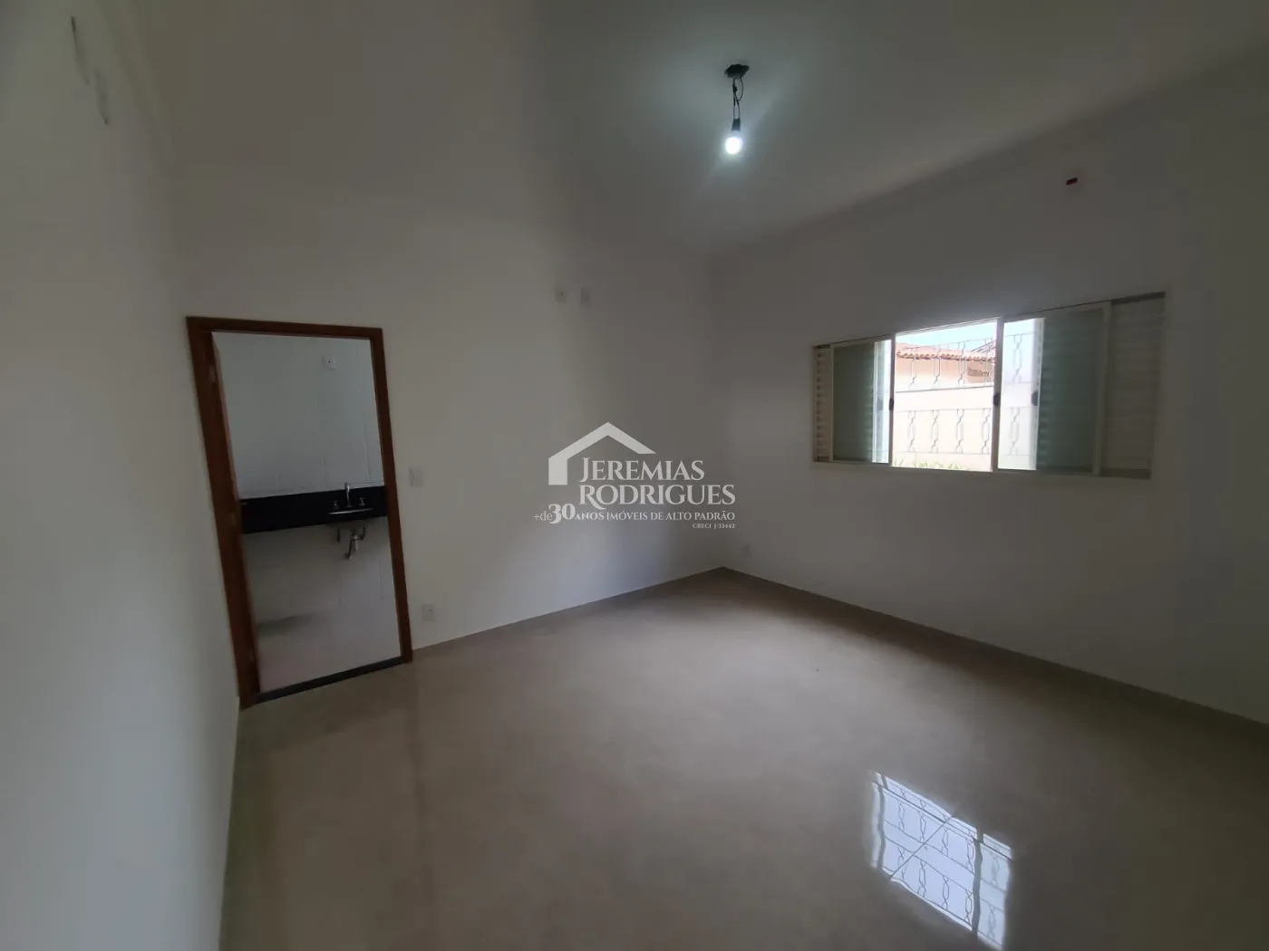 Casa com 3 dormitórios, 154 m² - Condomínio Parque Esperança - Taubaté/SP.