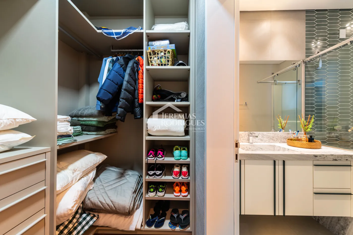 Casa para venda com 4 suítes no Condomínio Fazenda Dona Carolina em Itatiba/SP