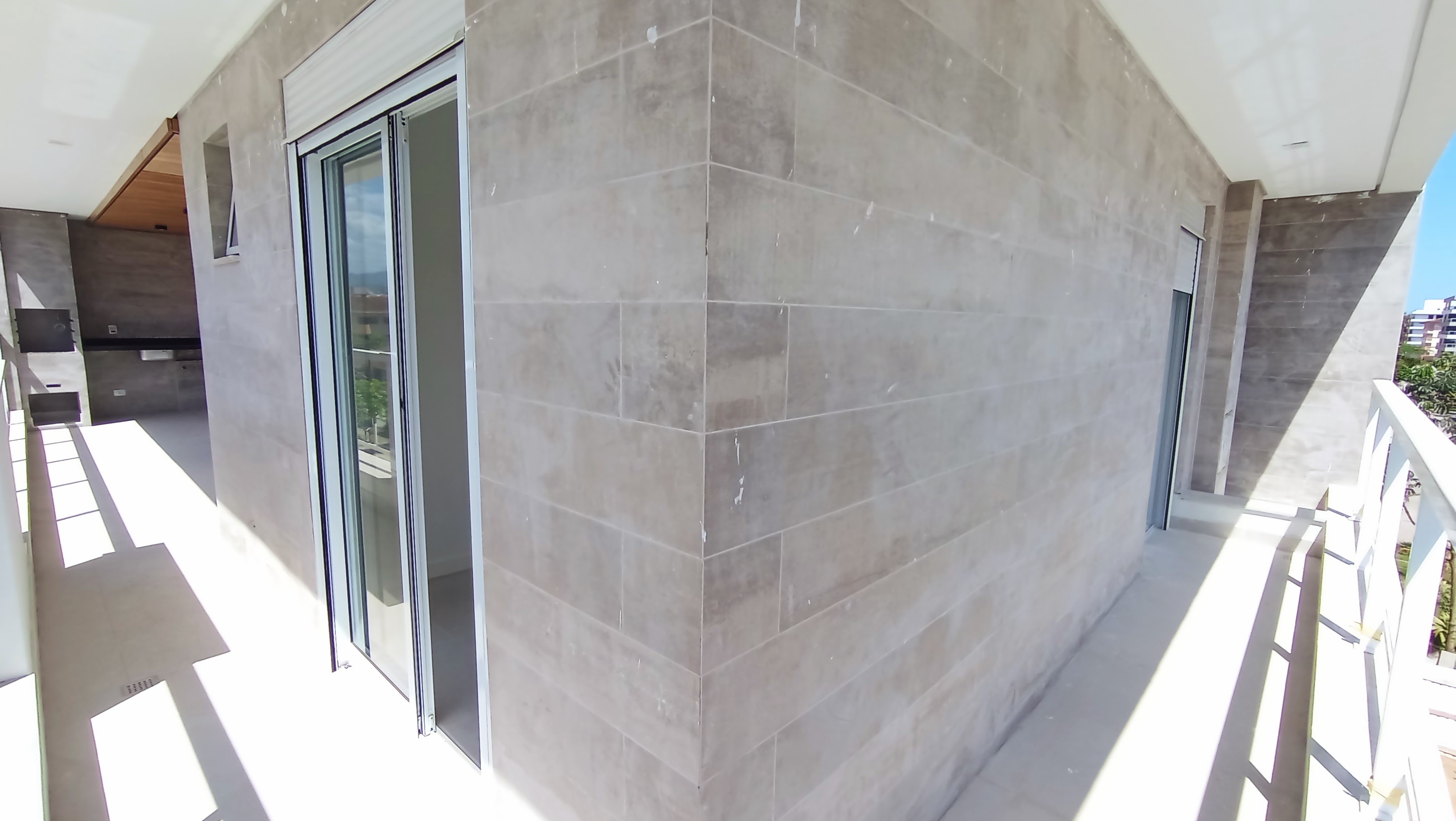 Apartamento à venda com 3 dormitórios, 98 m² no Condomínio Porto Gaia em Ubatuba/SP.