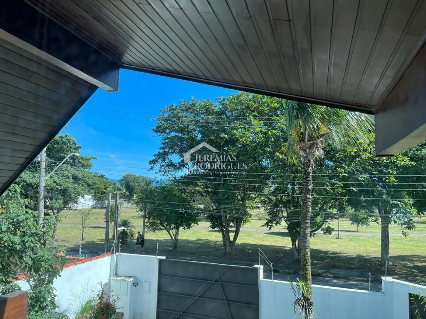 Casa com 3 dormitórios, 480 m² - Jardim Residencial Doutor Lessa - Pindamonhangaba/SP.