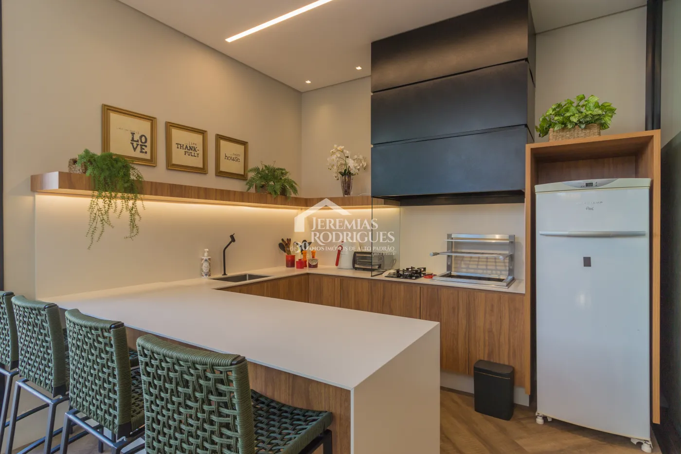 Casa à venda no Condomínio Residencial Terras de San Marco em Taubaté/SP.