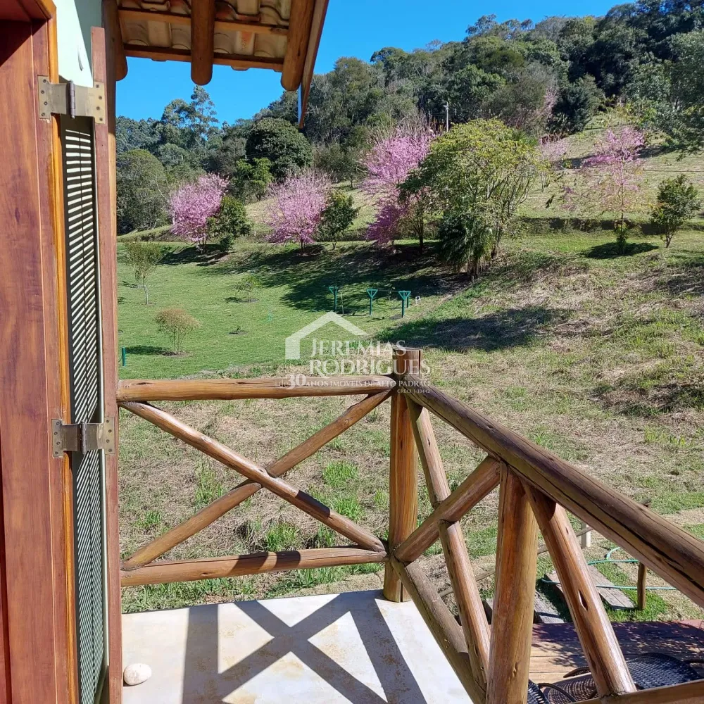 Casa com 4 quartos, 325 m² - Parque da Mantiqueira - Santo Antônio do Pinhal/SP